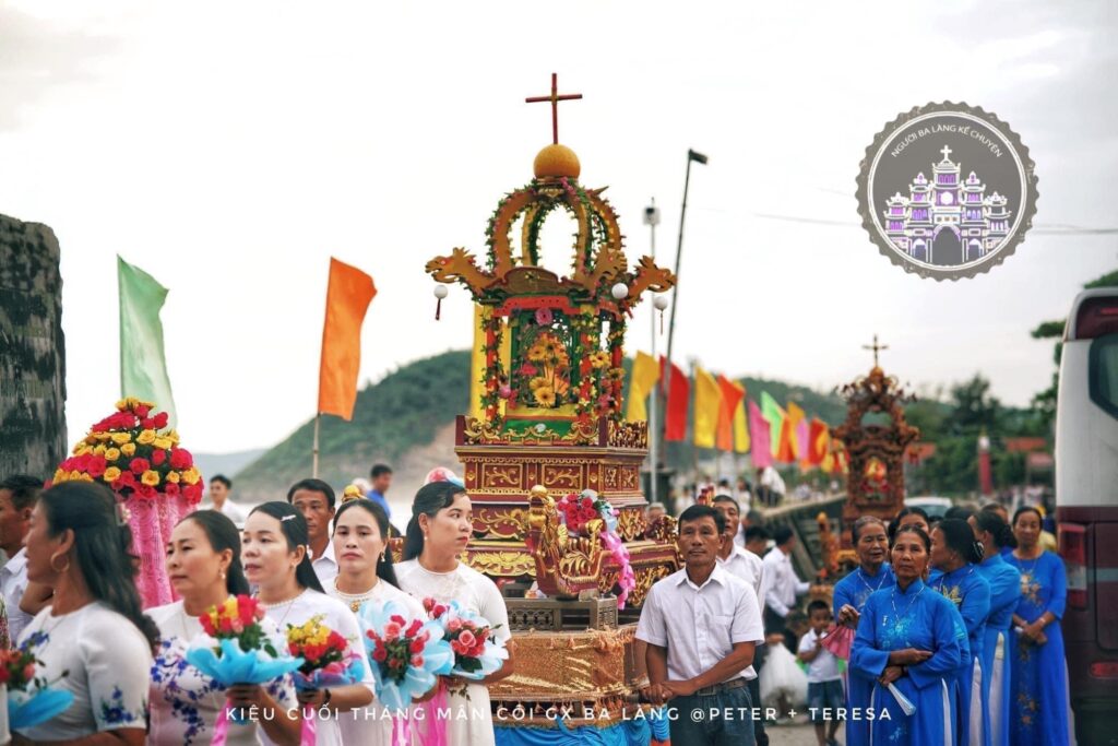 Welcome to Cửa Bạng, Ba Làng