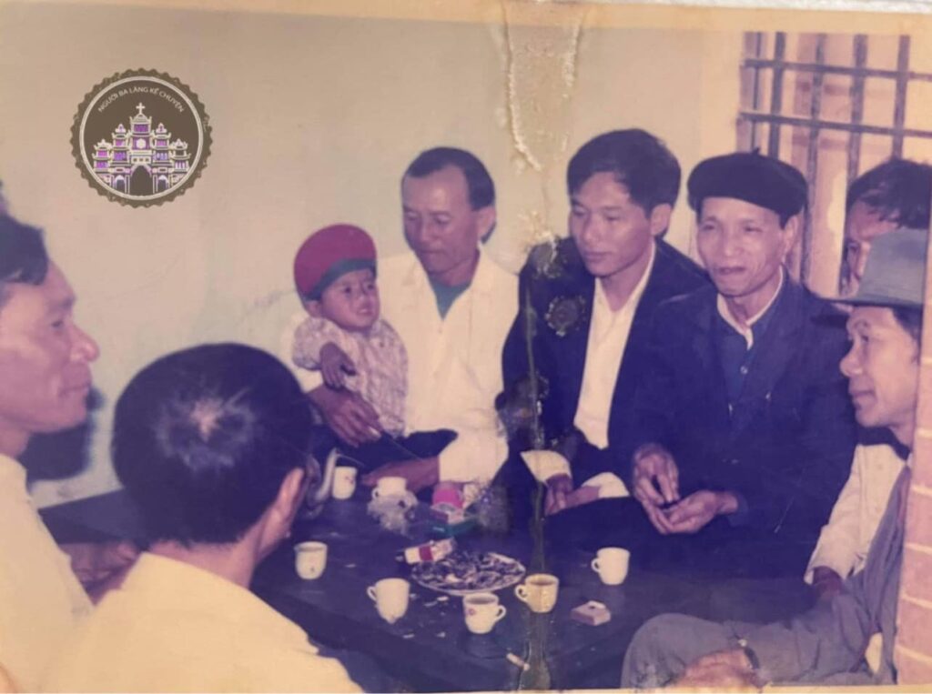 Welcome to Cửa Bạng, Ba Làng