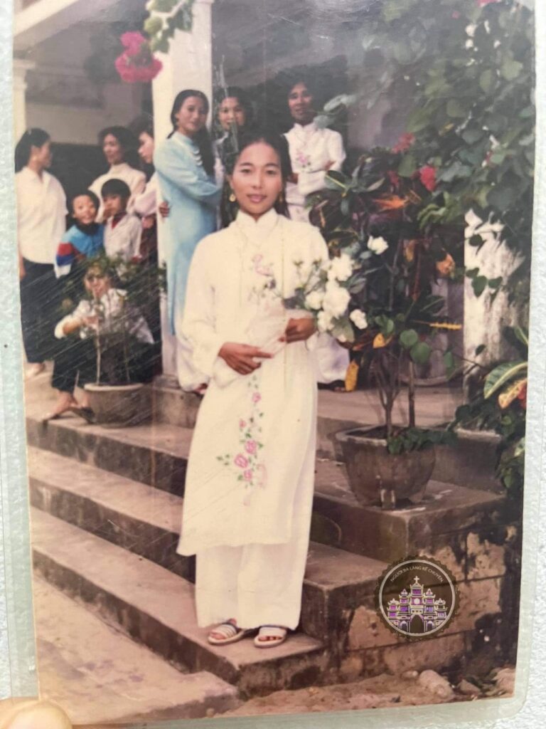 Welcome to Cửa Bạng, Ba Làng