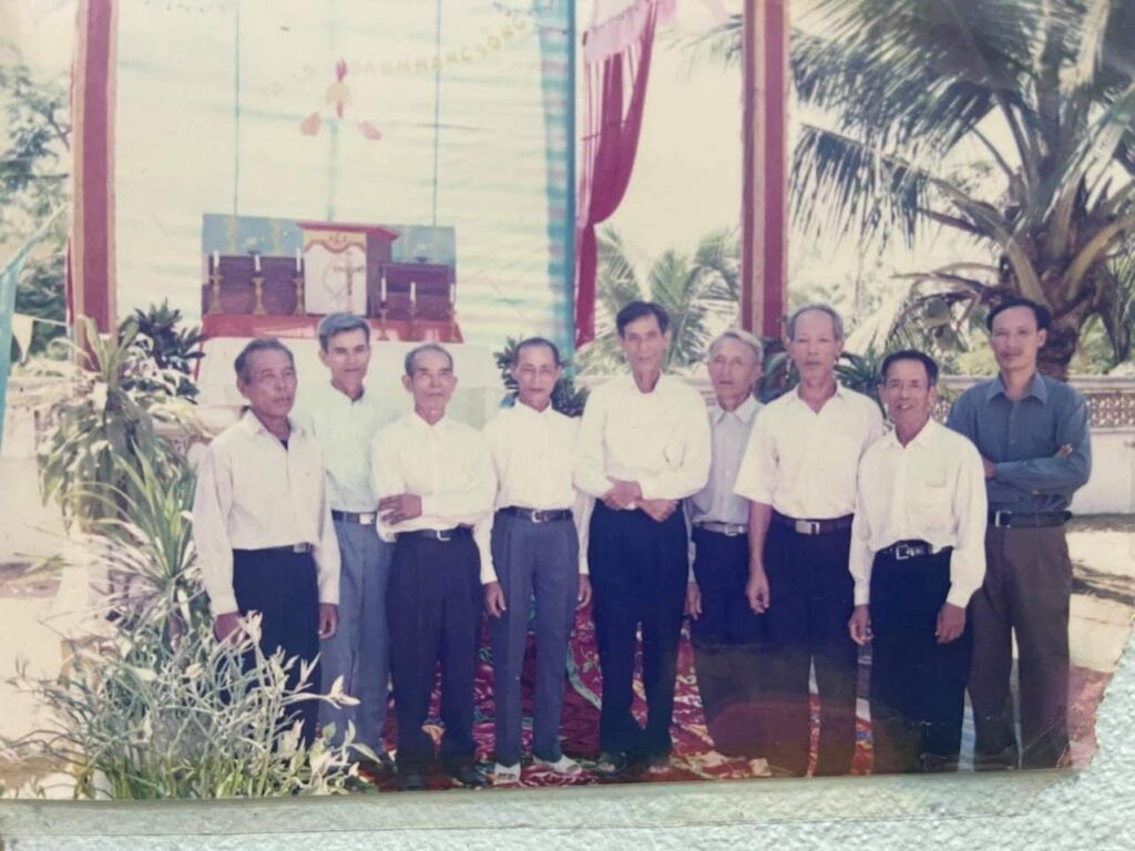 Welcome to Cửa Bạng, Ba Làng