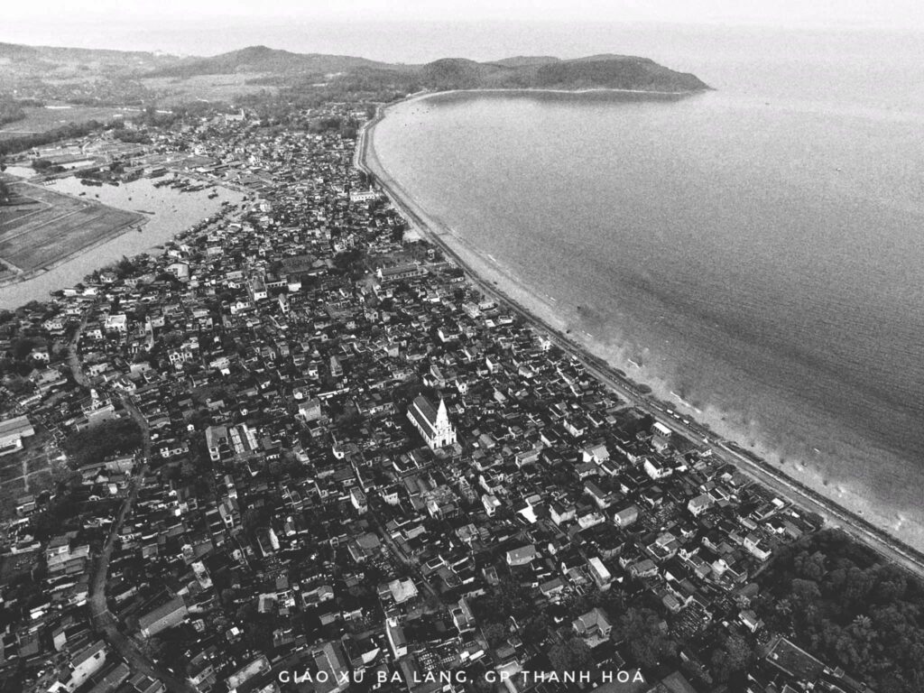 Welcome to Cửa Bạng, Ba Làng
